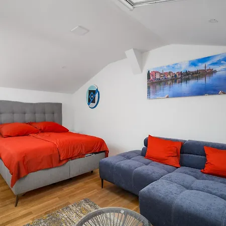 In Pore With Private Pool And Пореч